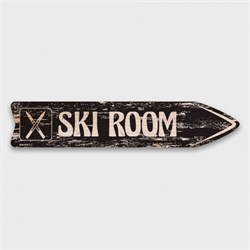 Flèche Ski Room